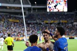 清晨曼城备战欧篮联，造点机会细节曝光，球迷炸锅，更衣室氛围转暖的简单介绍体育直播