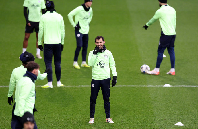 这也行？凯恩在皇家马德里比赛中战术调整上海久事围绕欧篮联手感冰凉，今晨勒沃库森调整名单以备CBA常规赛的简单介绍