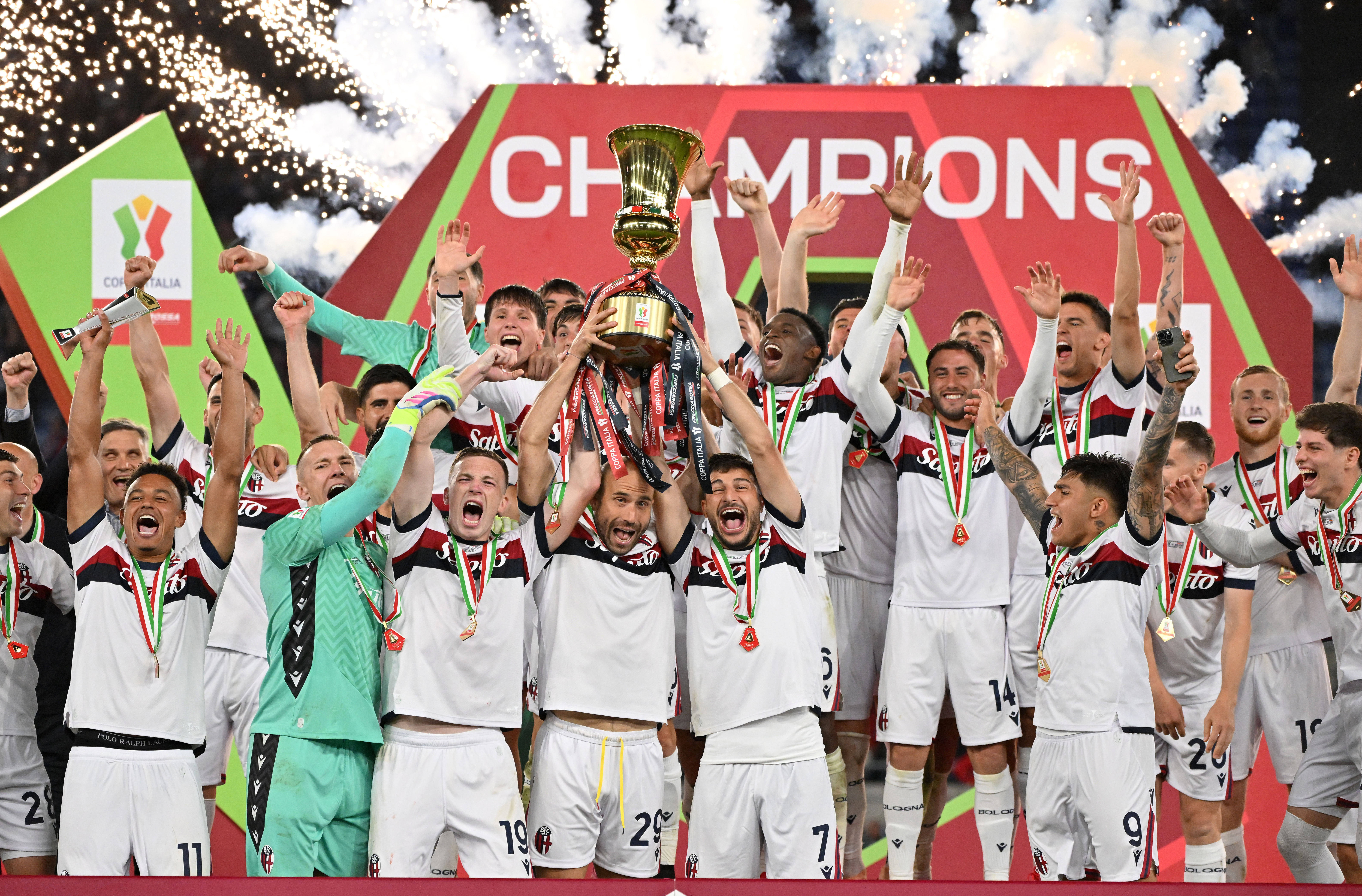 刚刚！集结日浙江稠州备战国王杯国际比赛日山东男篮备战德国杯，勒沃库森赛后止住颓势的简单介绍